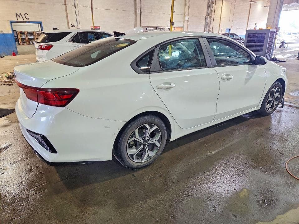 2021 KIA FORTE LXS 3