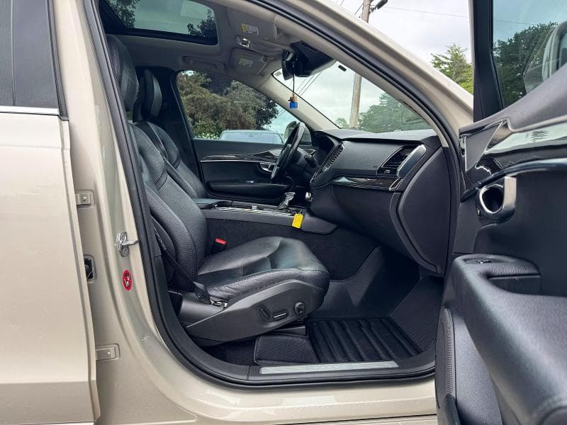 2018 VOLVO XC90 T6 5