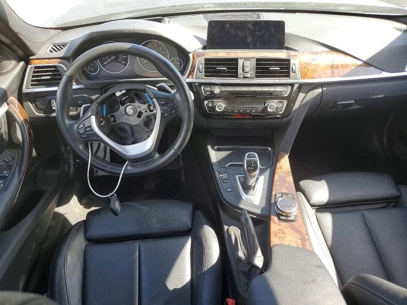 2017 BMW 330 XI 8