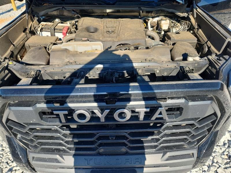 2024 TOYOTA TUNDRA SR5 11
