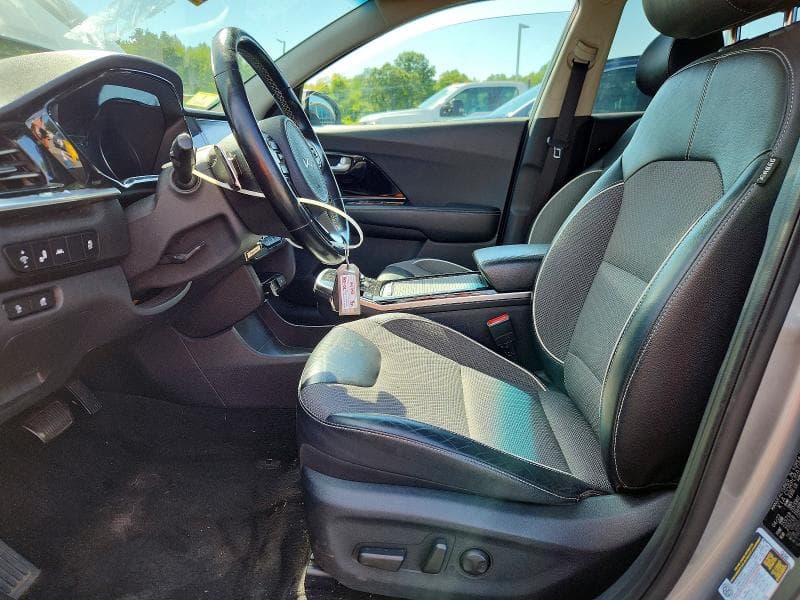 2022 KIA NIRO EV S 7