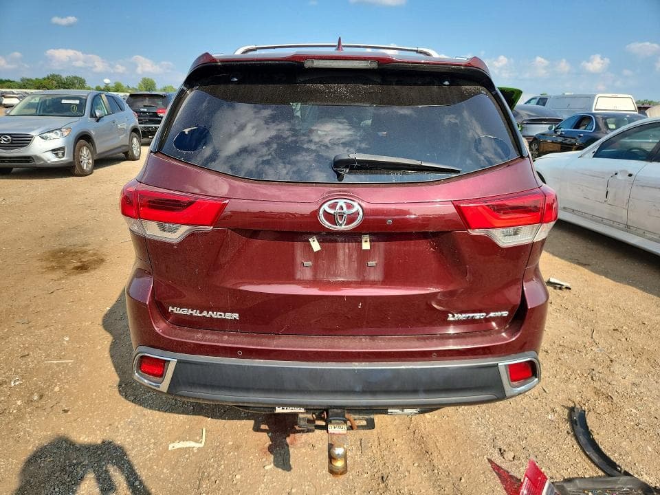 2018 TOYOTA HIGHLANDER LIMITED 6