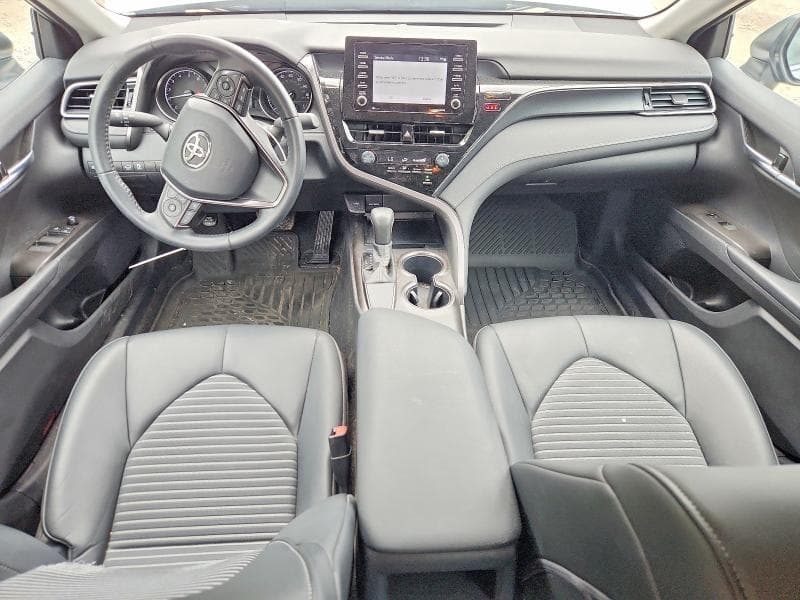2021 TOYOTA CAMRY SE SE 8