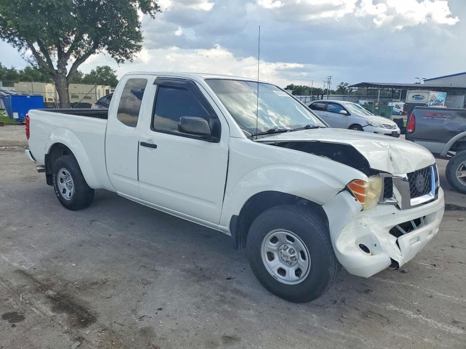 2019 NISSAN FRONTIER S 4
