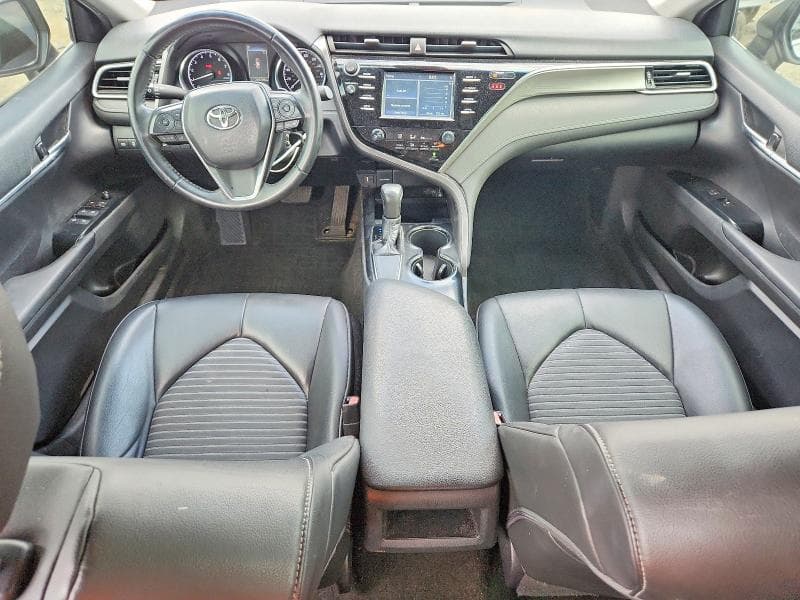 2018 TOYOTA CAMRY SE 8