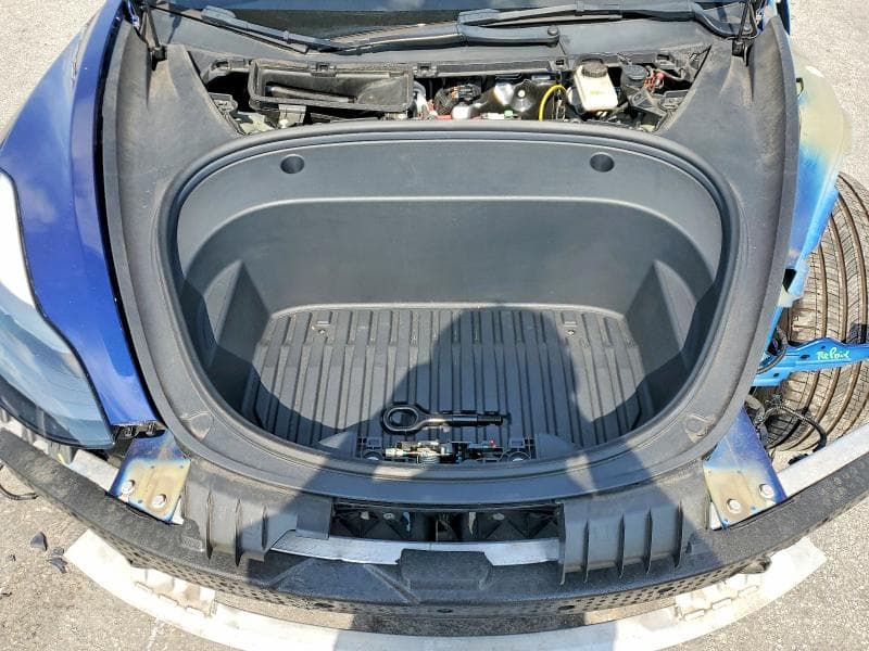 2023 TESLA MODEL 3 11