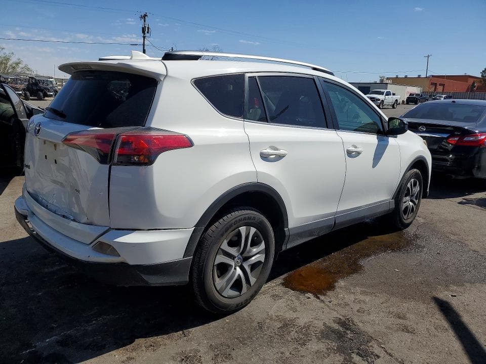 2018 TOYOTA RAV4 LE 3
