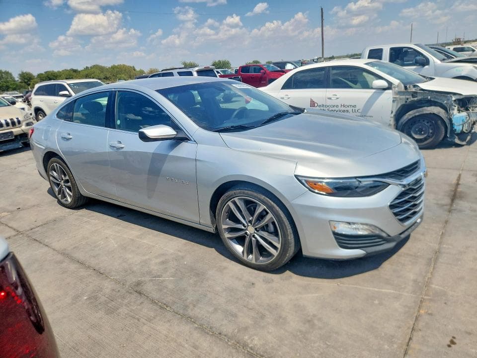 2022 CHEVROLET MALIBU LT 4