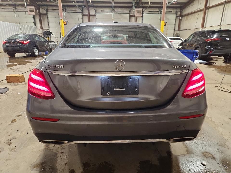 2017 MERCEDES-BENZ E 300 4MATIC 6
