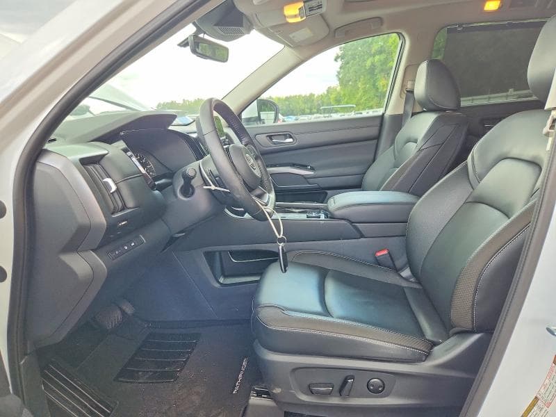 2025 NISSAN PATHFINDER SL 7