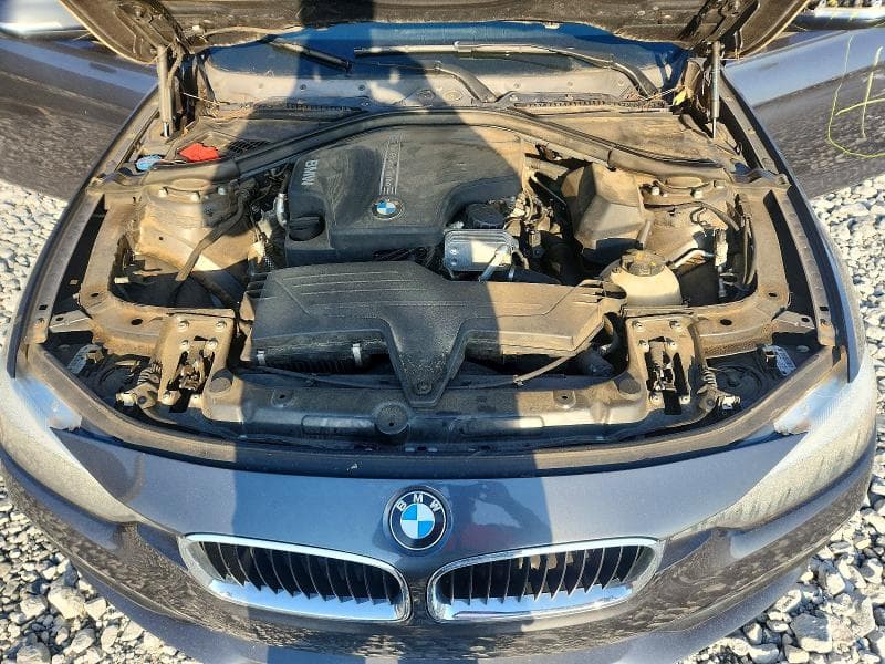 2017 BMW 320 I 11