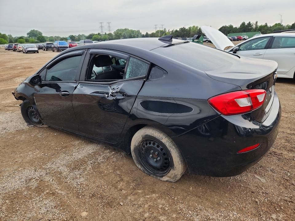 2018 CHEVROLET CRUZE LS 2