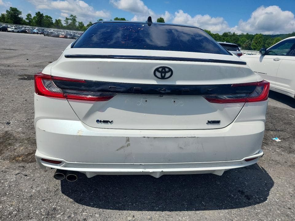 2025 TOYOTA CAMRY XSE 6