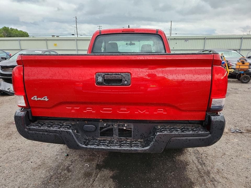 2017 TOYOTA TACOMA SR 6