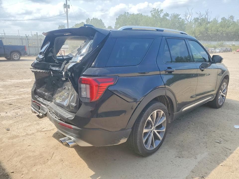 2025 FORD EXPLORER PLATINUM 3