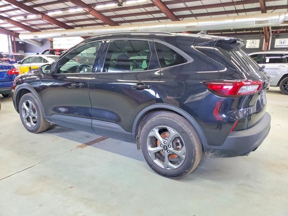 2025 FORD ESCAPE ST LINE 2