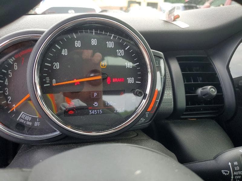 2021 MINI COOPER 9