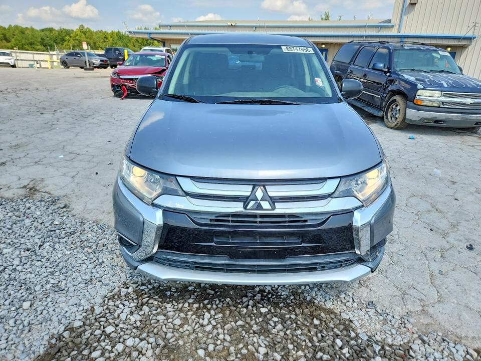 2017 MITSUBISHI OUTLANDER ES 5