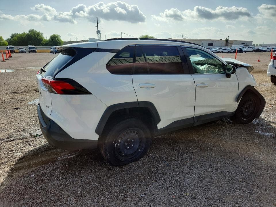 2021 TOYOTA RAV4 LE 3