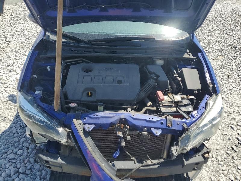 2018 TOYOTA COROLLA SE 11