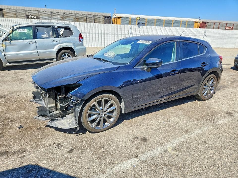 2018 MAZDA 3 TOURING