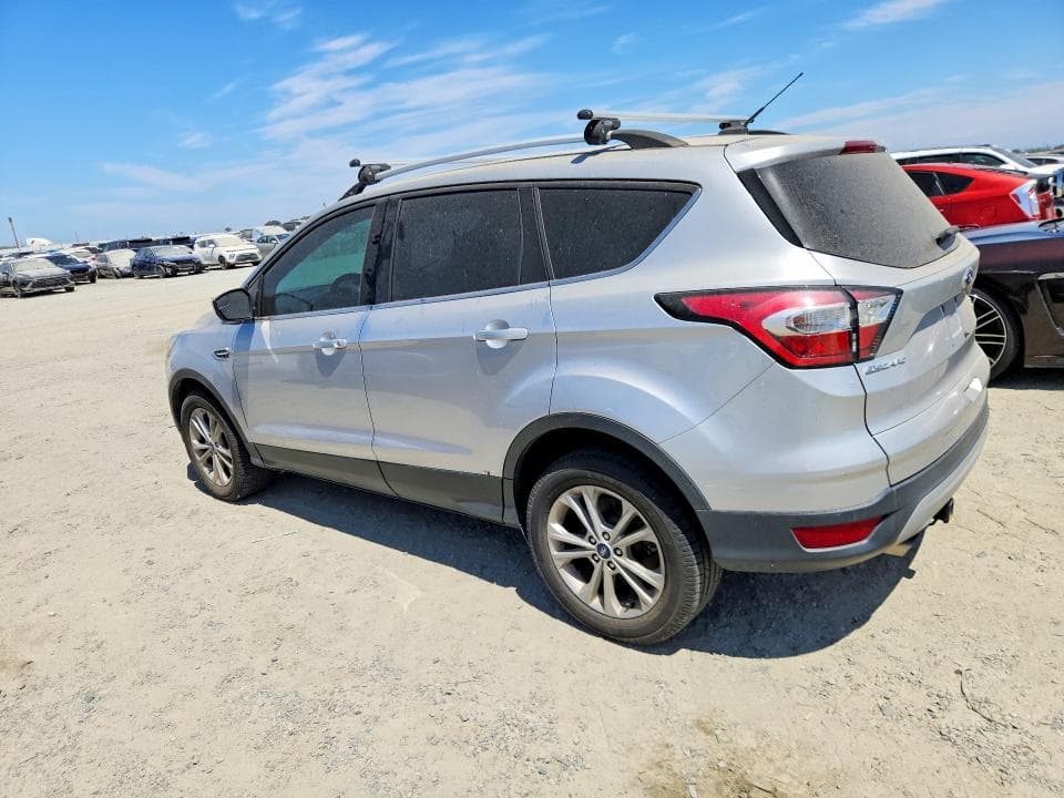 2017 FORD ESCAPE SE 2