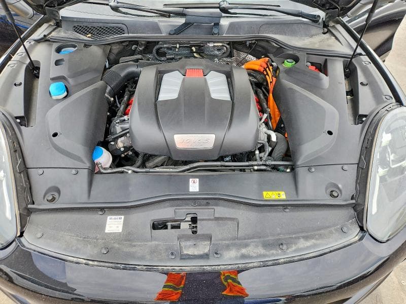 2017 PORSCHE CAYENNE SE HYBRID PLATINUM 11