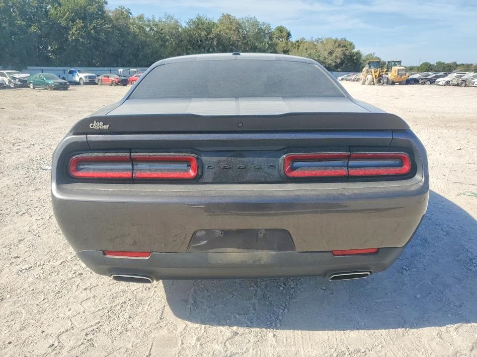 2022 DODGE CHALLENGER SXT 6