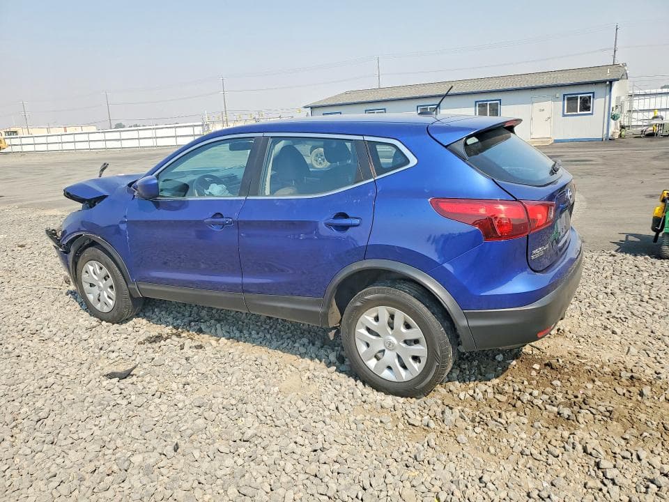 2018 NISSAN ROGUE SPORT S 2