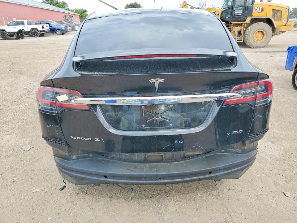 2017 TESLA MODEL X 6