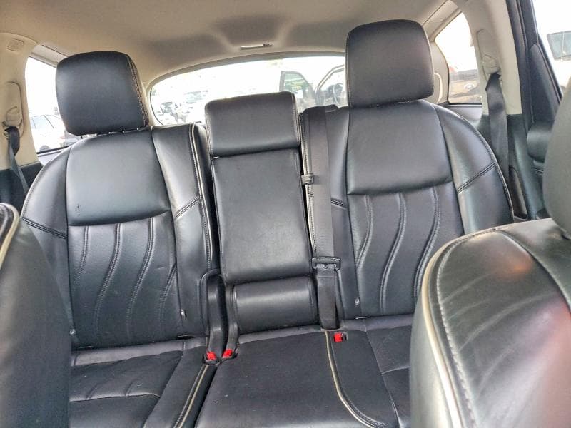 2019 INFINITI QX60 LUXE 10