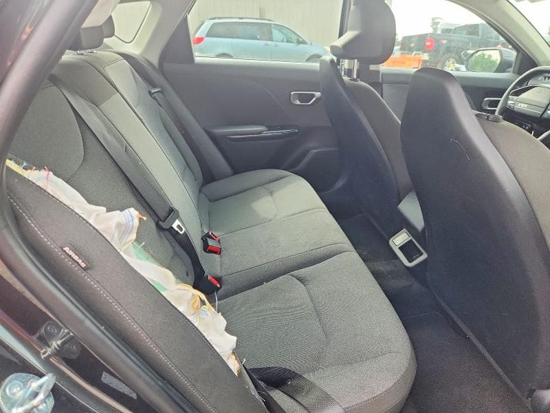 2025 KIA K4 LXS 10