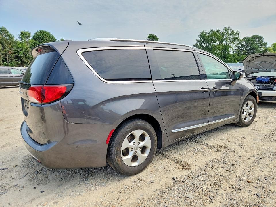 2017 CHRYSLER PACIFICA TOURING L PLUS 3