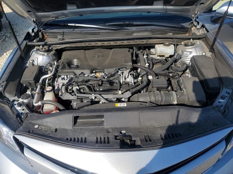 2019 TOYOTA CAMRY HYBRID XLE 11