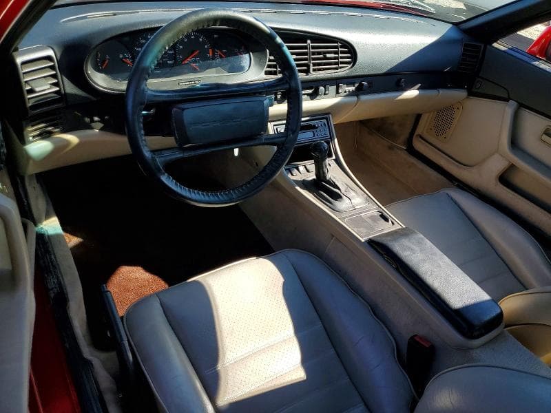 1986 PORSCHE 944 8
