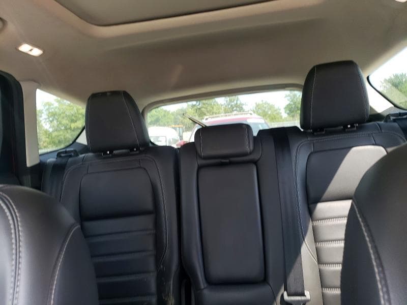 2019 FORD ESCAPE SEL 10