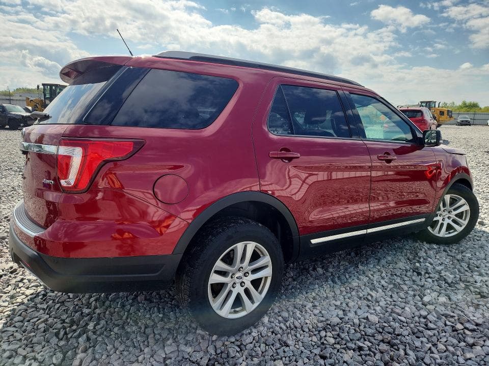 2018 FORD EXPLORER XLT 3