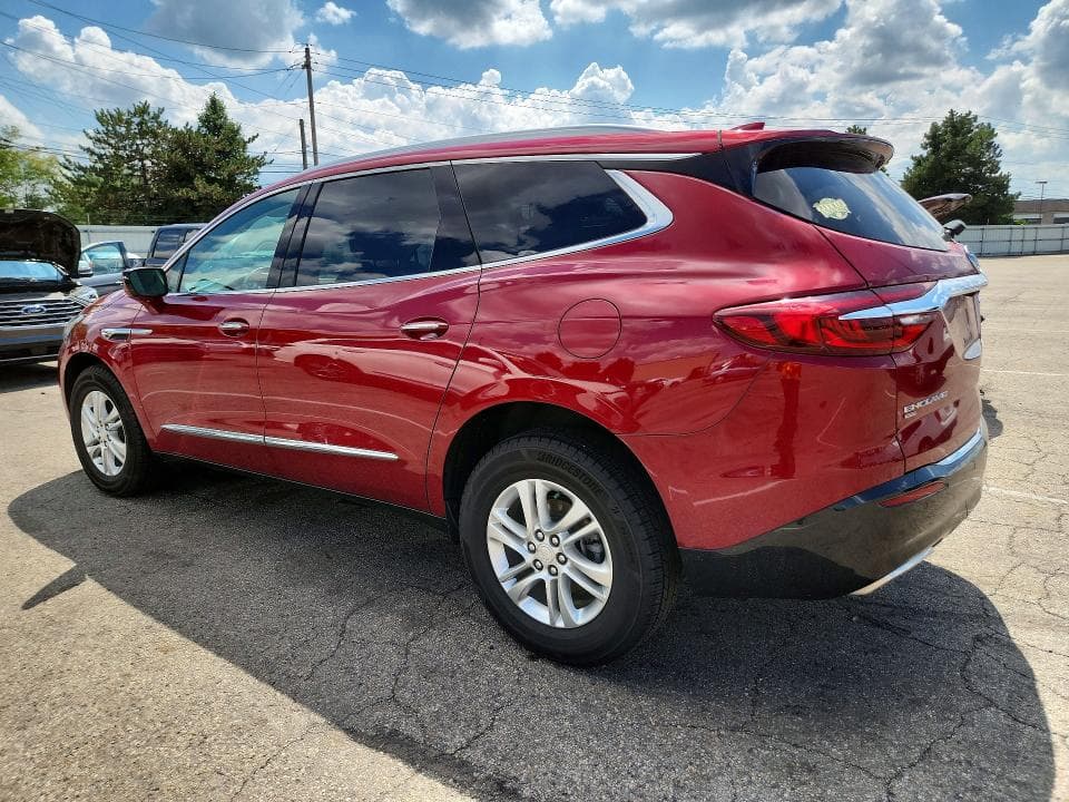 2021 BUICK ENCLAVE ESSENCE 2