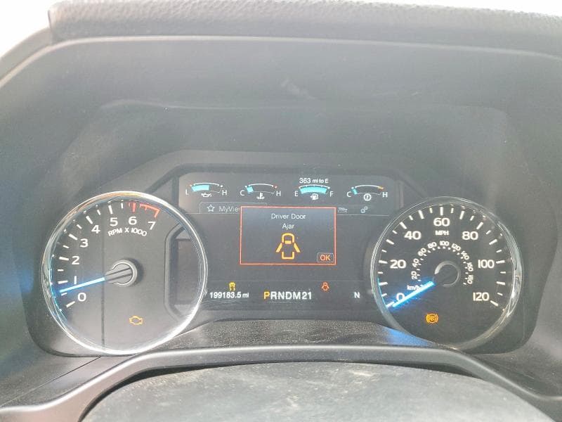 2017 FORD F150 SUPERCREW 9