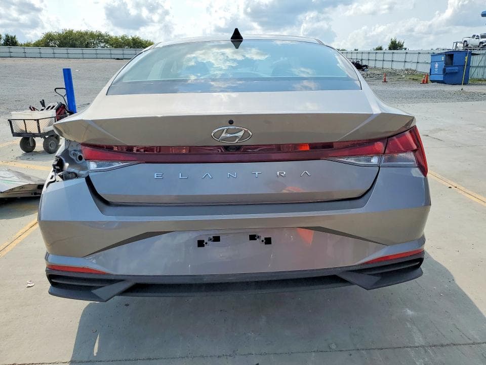 2023 HYUNDAI ELANTRA SEL 6