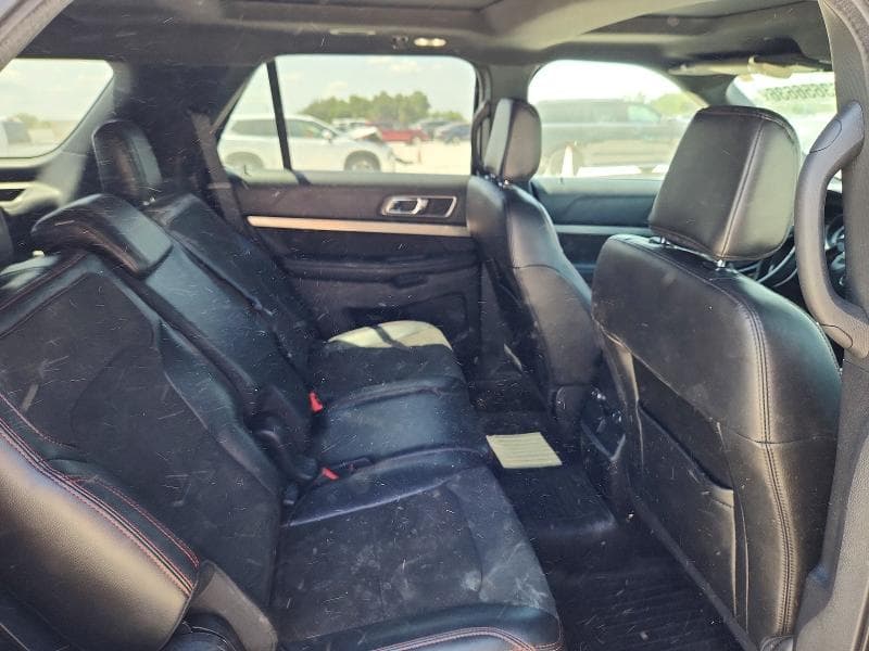 2018 FORD EXPLORER XLT 10