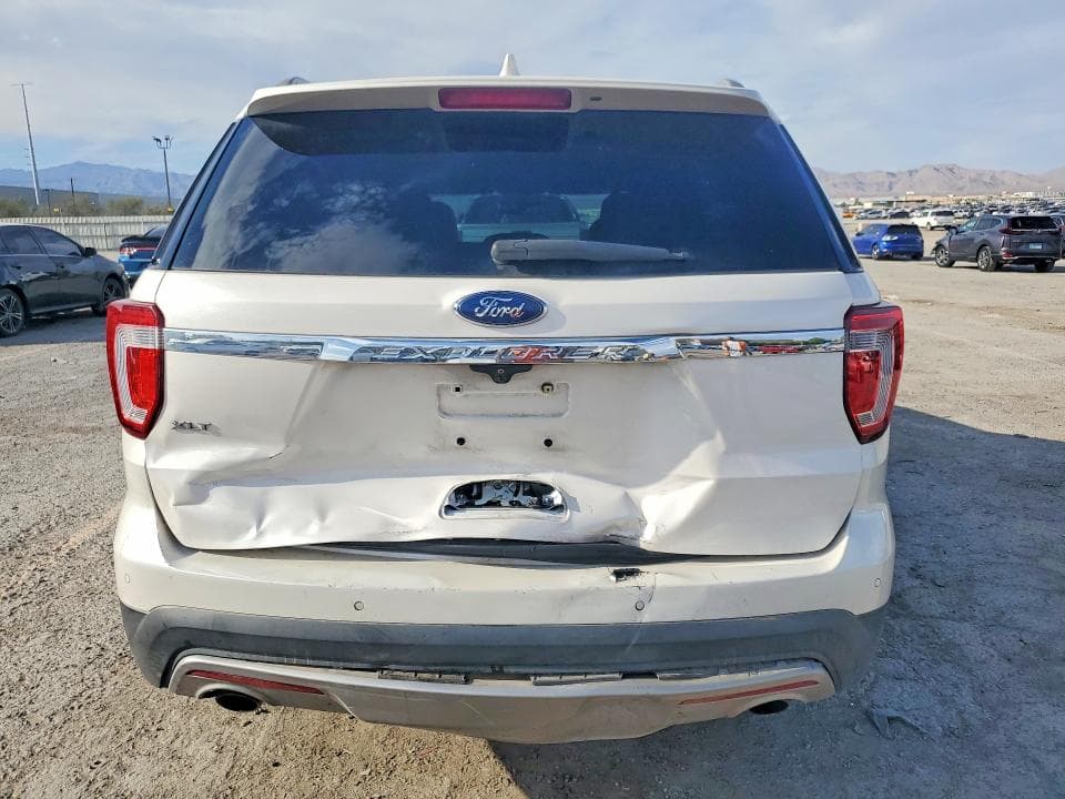 2017 FORD EXPLORER XLT 6