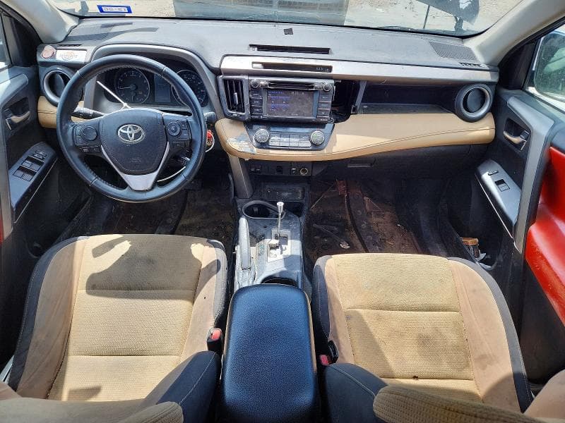 2017 TOYOTA RAV4 XLE 8