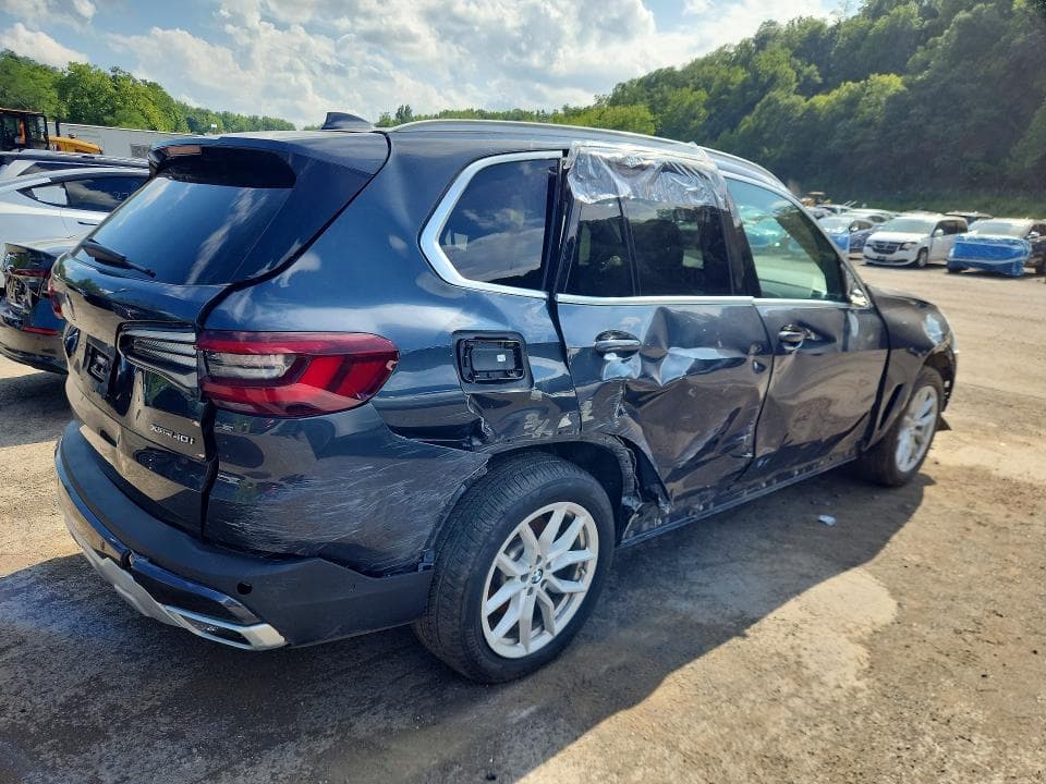 2022 BMW X5 XDRIVE40I 3