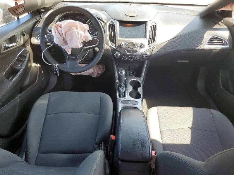 2017 CHEVROLET CRUZE LT 8