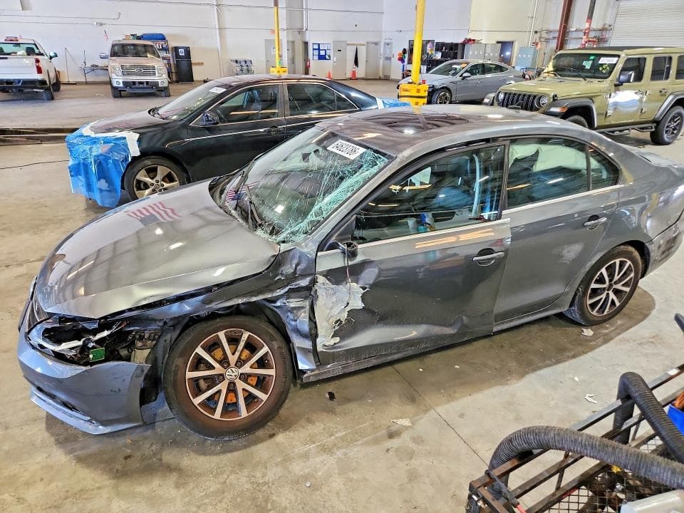 2017 VOLKSWAGEN JETTA SE - 1