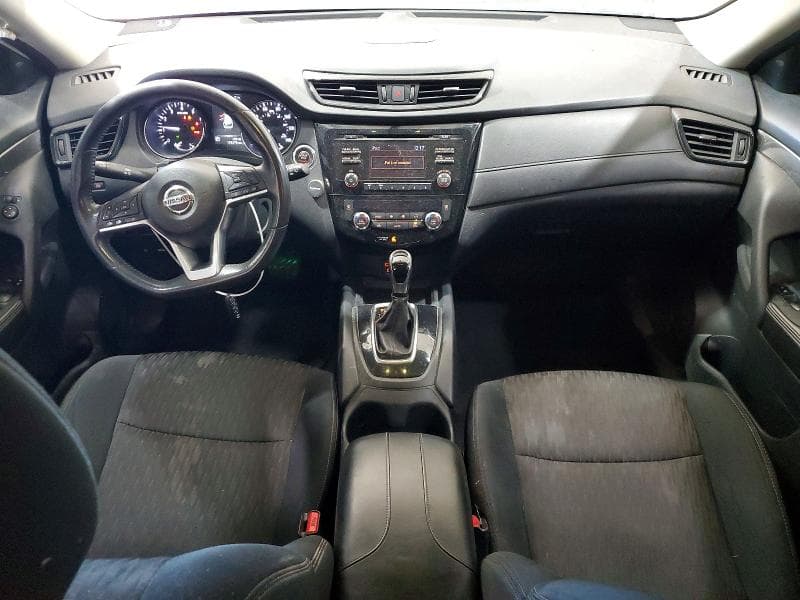 2017 NISSAN ROGUE SV 8