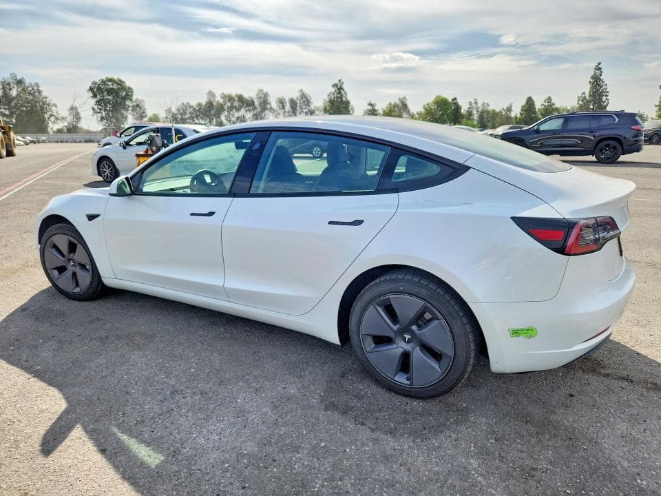2023 TESLA MODEL 3 2
