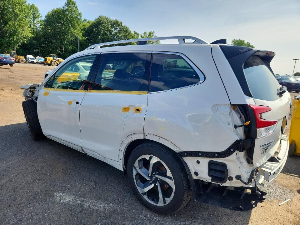 2024 SUBARU FORESTER TOURING 2