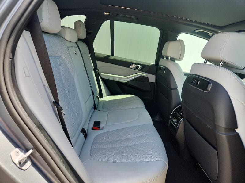 2025 BMW X5 XDRIVE40I 11